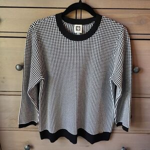 Black and White Houndstooth Sweater By Anne Kliein